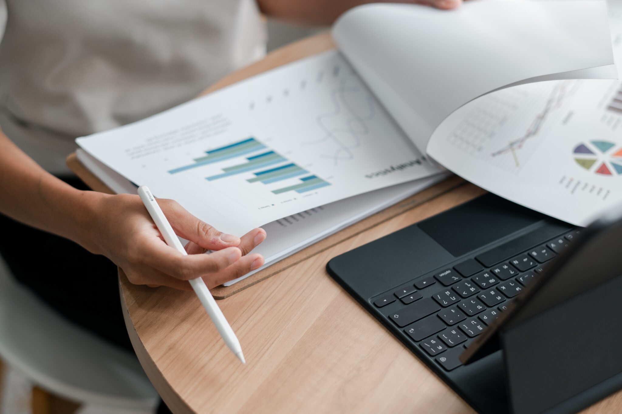 ホワイトペーパー露出戦略