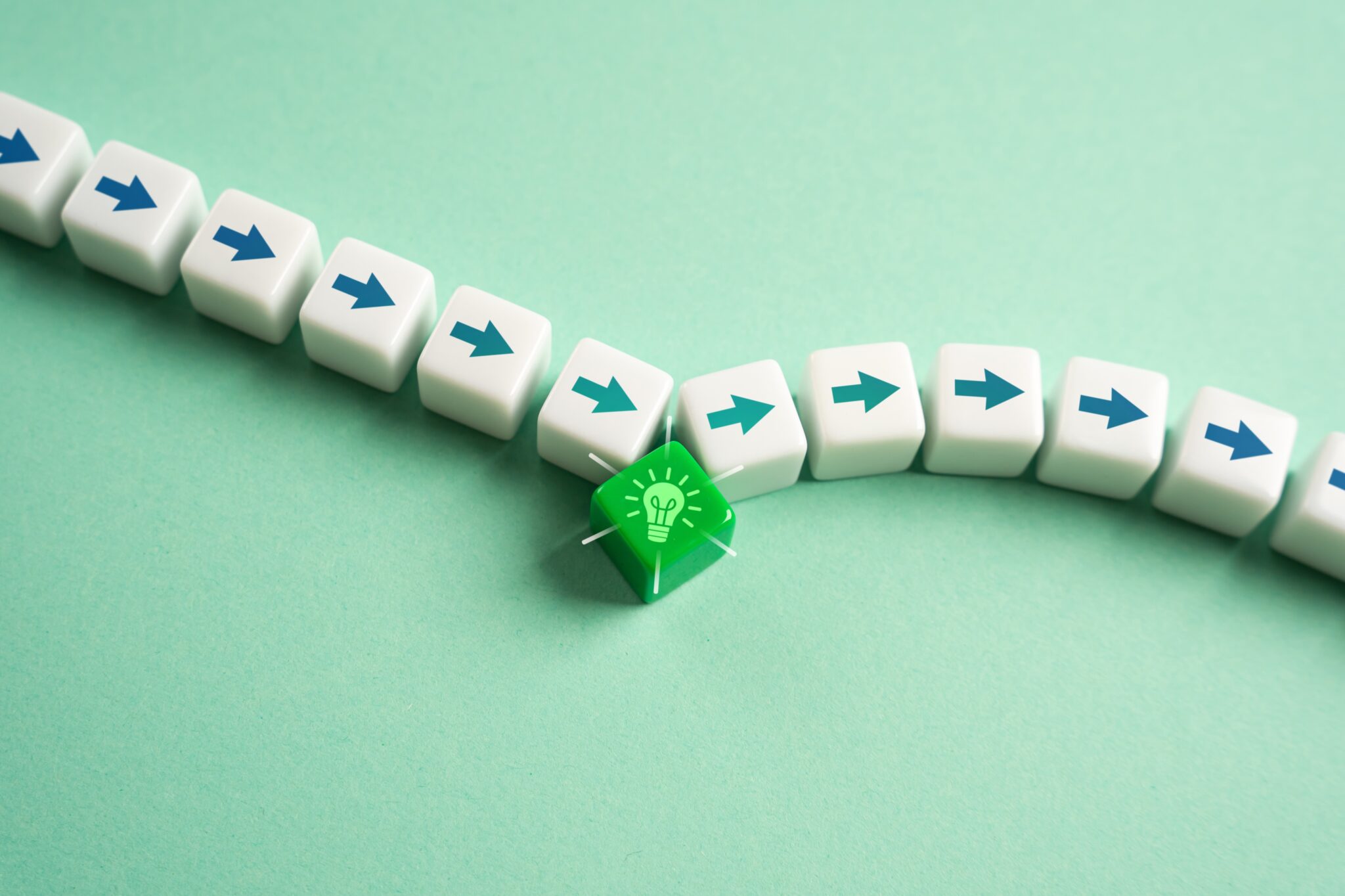 効果的な統合報告書作成プロセスを示すビジネスイメージ